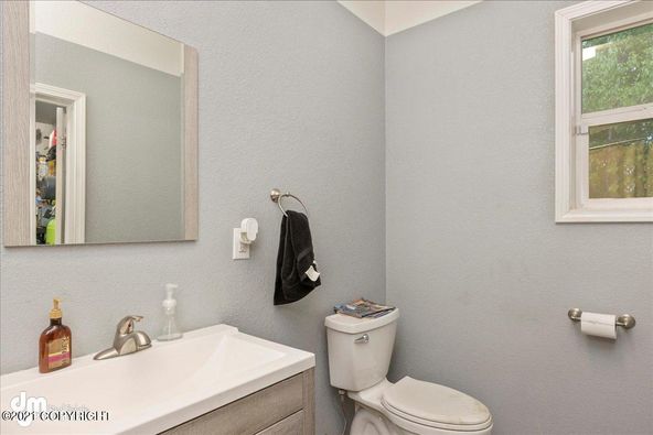 4001 E Ruth Dr, Wasilla, AK 99654